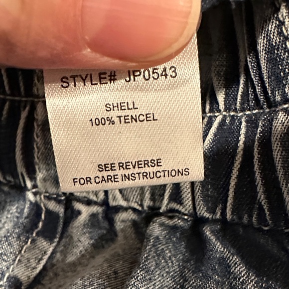 Wide leg pant - Picture 9 of 9